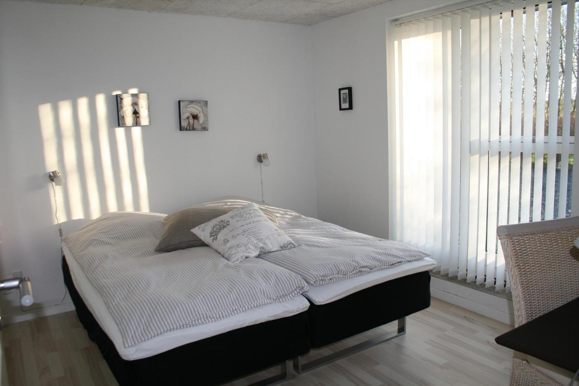 Sov Godt I Arnborg Bed & Breakfast Bagian luar foto